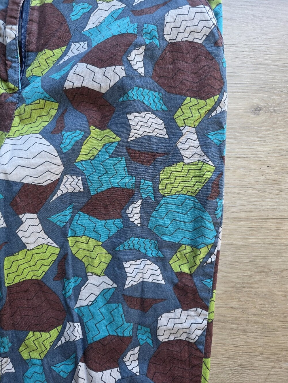 ASOS Multicolor Geometric Print Capris - Picture 3 of 9